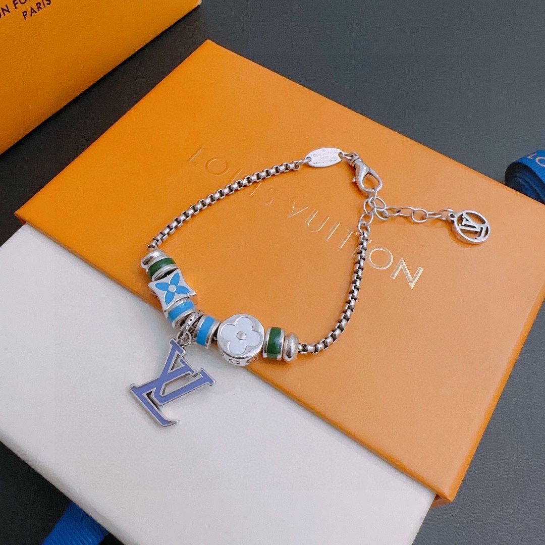 Louis Vuitton Haute Couture Haute Couture Fine Jewelry Necklace Bracelet 6