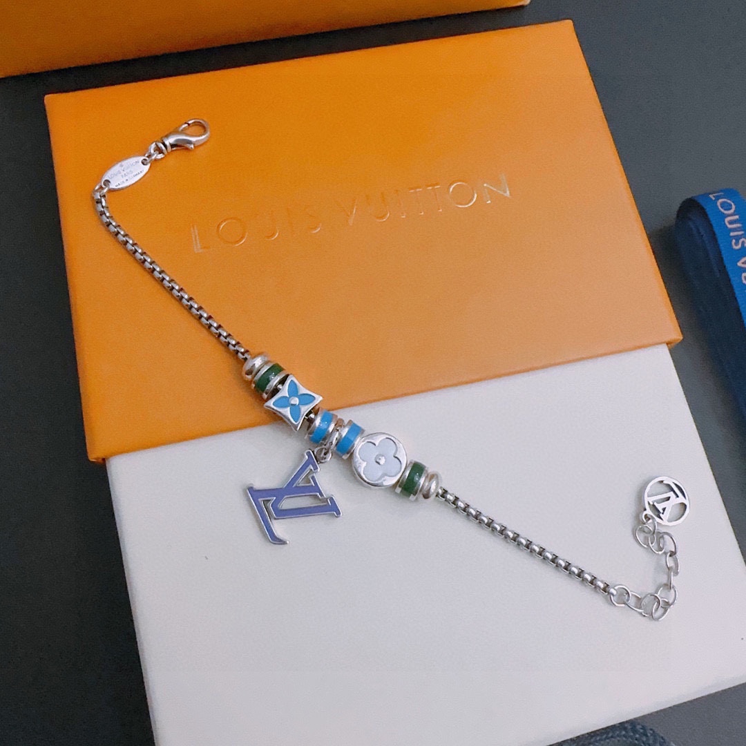 Louis Vuitton Haute Couture Haute Couture Fine Jewelry Necklace Bracelet 8