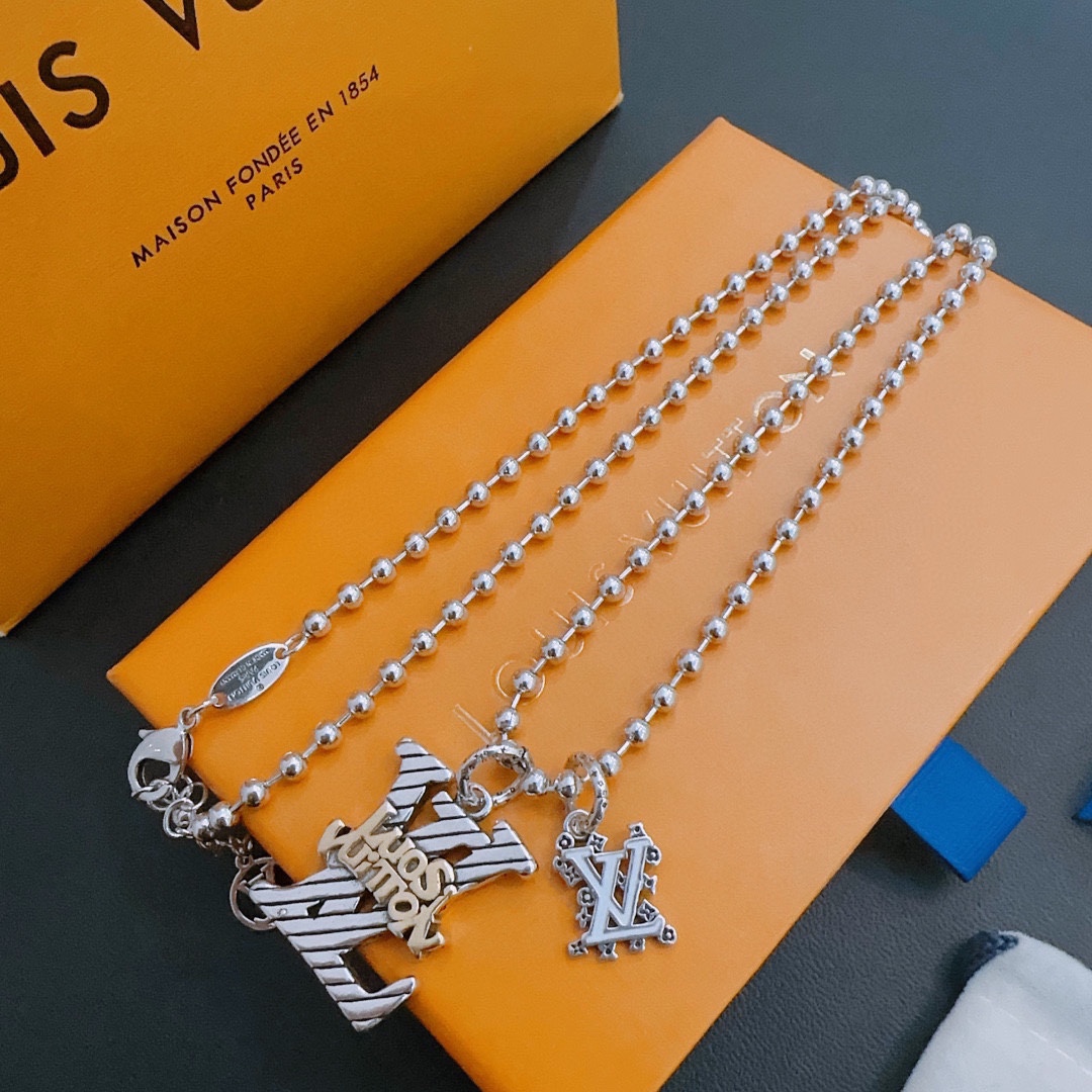 Louis Vuitton Haute Couture Haute Couture Fine Jewelry Necklace Bracelet 2