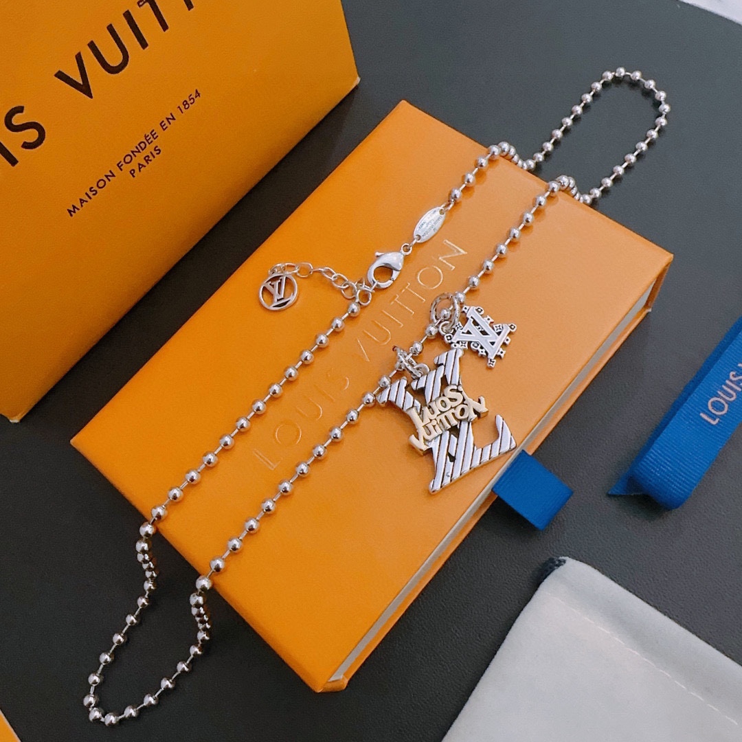 Louis Vuitton Haute Couture Haute Couture Fine Jewelry Necklace Bracelet 3