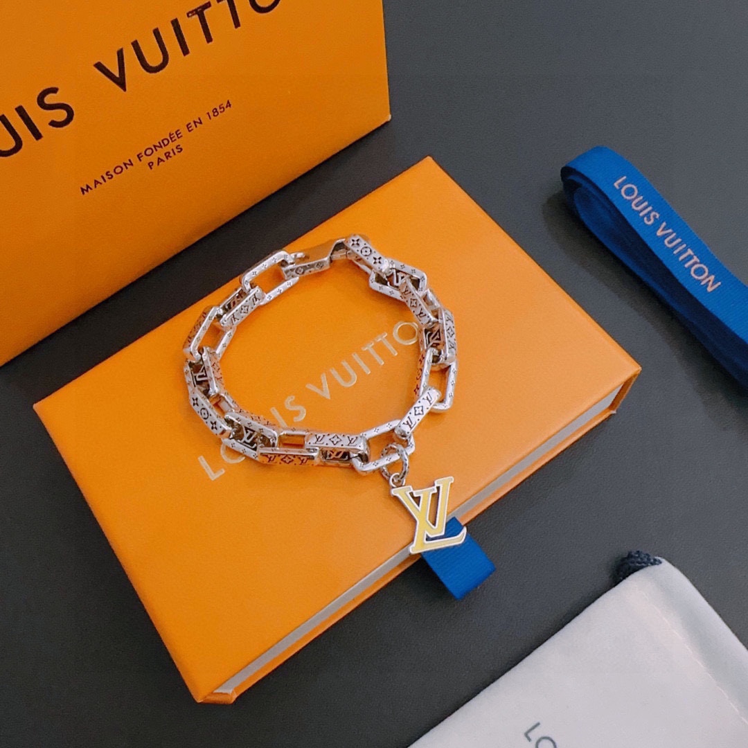 Louis Vuitton Haute Couture Haute Couture Fine Jewelry Necklace Bracelet 8