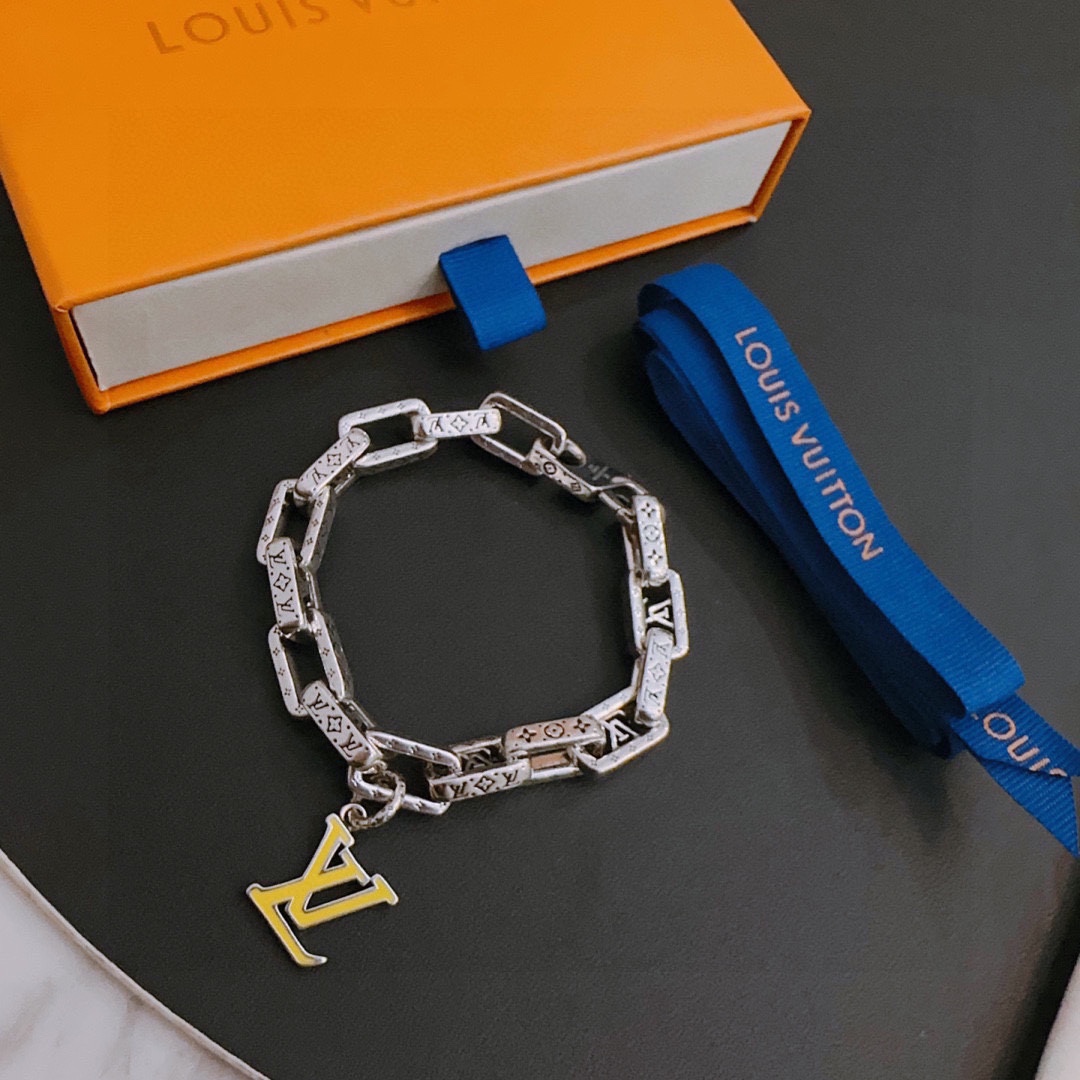Louis Vuitton Haute Couture Haute Couture Fine Jewelry Necklace Bracelet 3