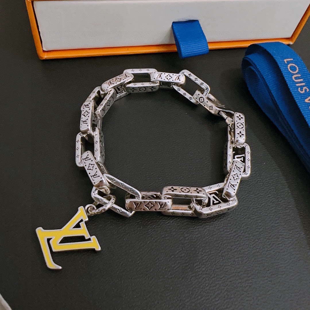 Louis Vuitton Haute Couture Haute Couture Fine Jewelry Necklace Bracelet 5