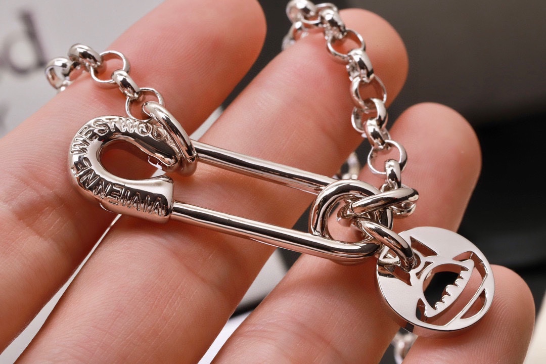 Louis Vuitton Haute Couture Haute Couture Fine Jewelry Necklace Bracelet 5