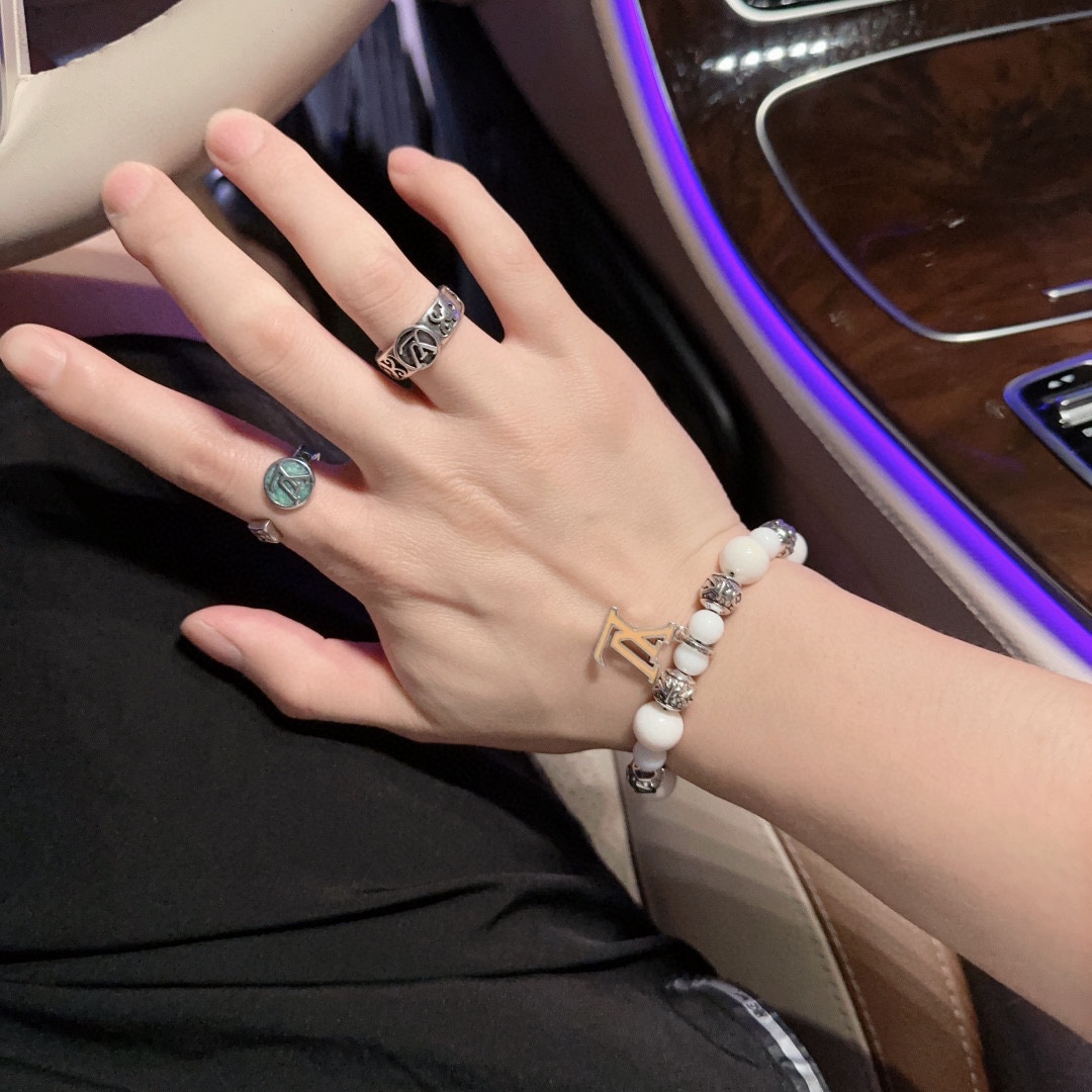 Louis Vuitton Haute Couture Haute Couture Fine Jewelry Necklace Bracelet 9