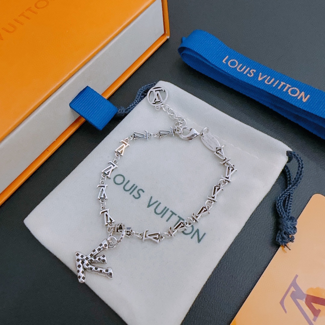 Louis Vuitton Haute Couture Haute Couture Fine Jewelry Necklace Bracelet 6