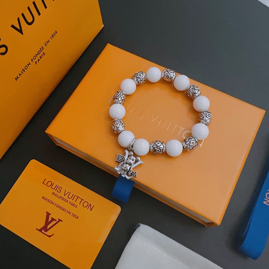Louis Vuitton luxury bracelet 8