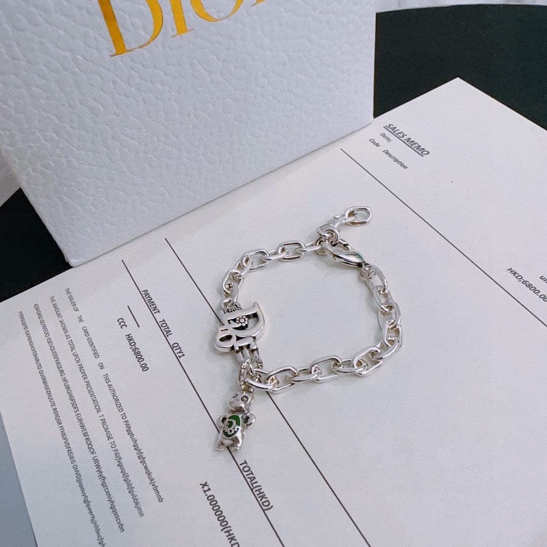 Dior luxury necklace 2