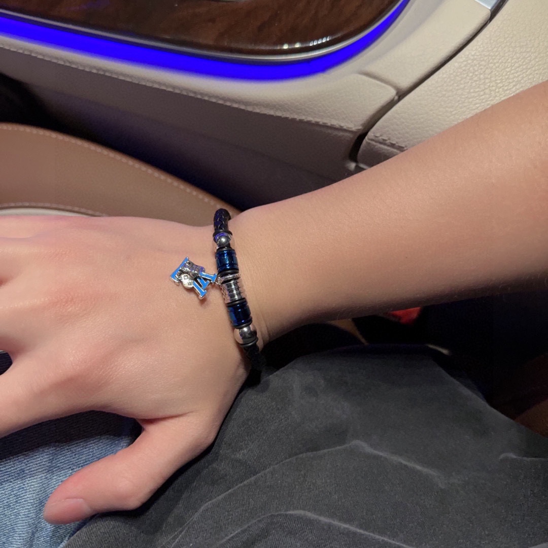 Louis Vuitton luxury bracelet 7