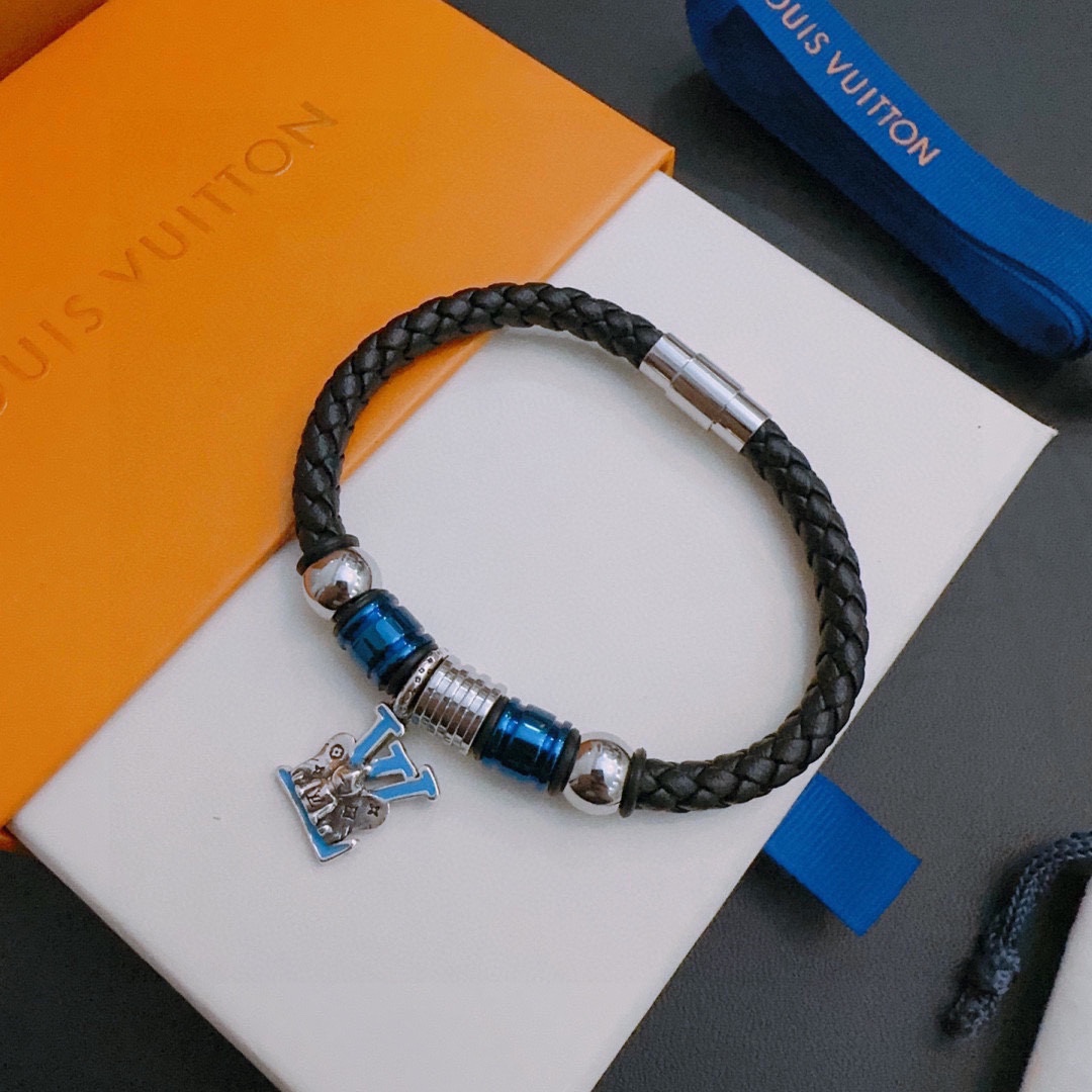 Louis Vuitton luxury bracelet 5
