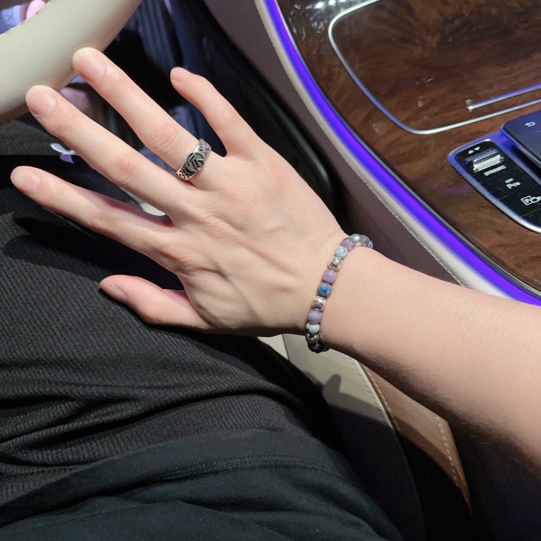 Louis Vuitton luxury bracelet 9