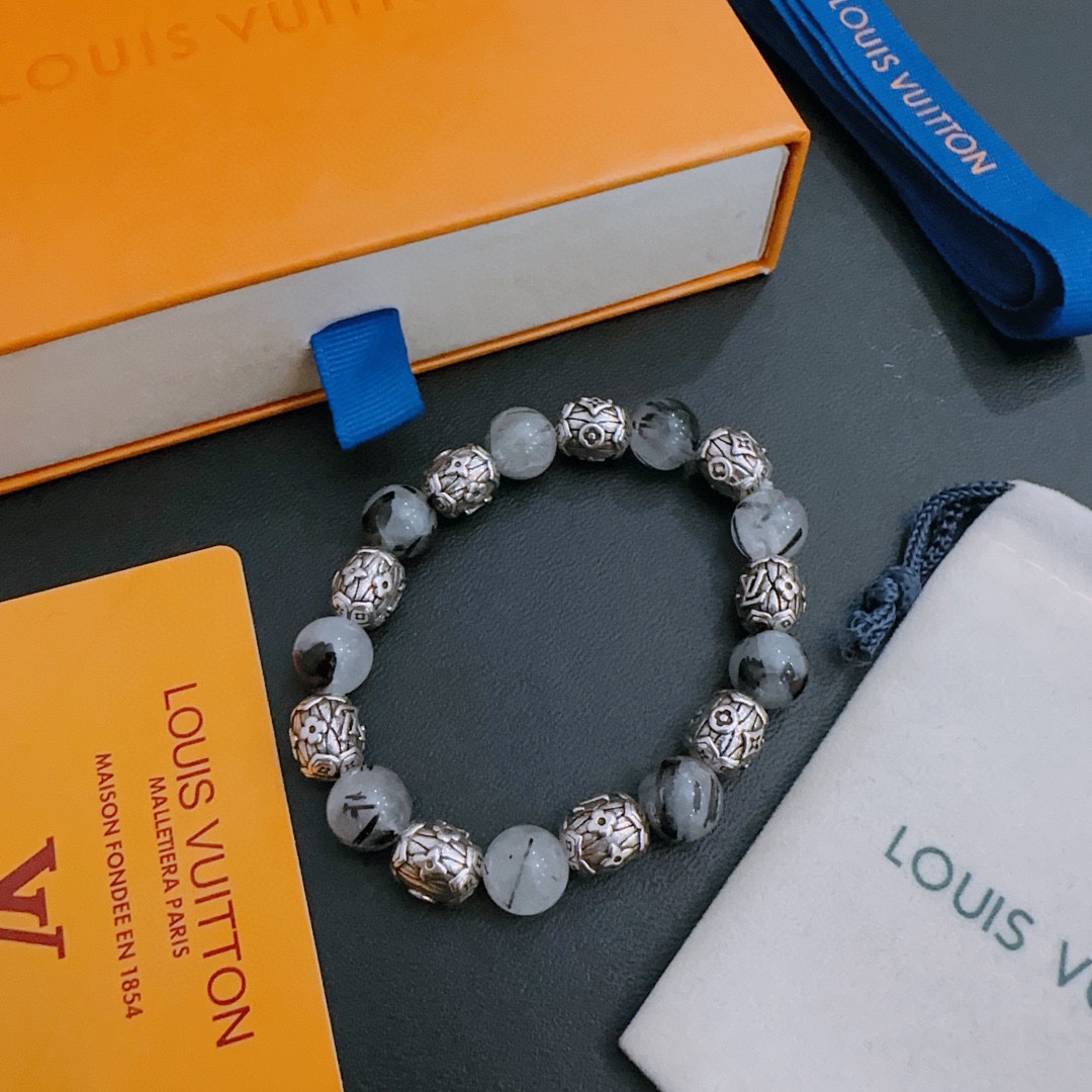 Louis Vuitton luxury bracelet 3