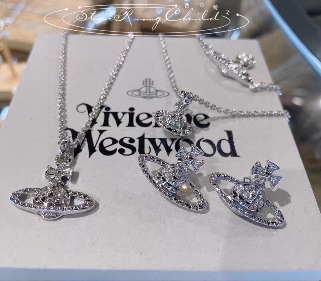 Vivienne Westwood 项链耳环𝐕𝐢𝐯𝐢𝐞𝐧𝐧𝐞 𝐖𝐞𝐬𝐭𝐰𝐨𝐨𝐝
