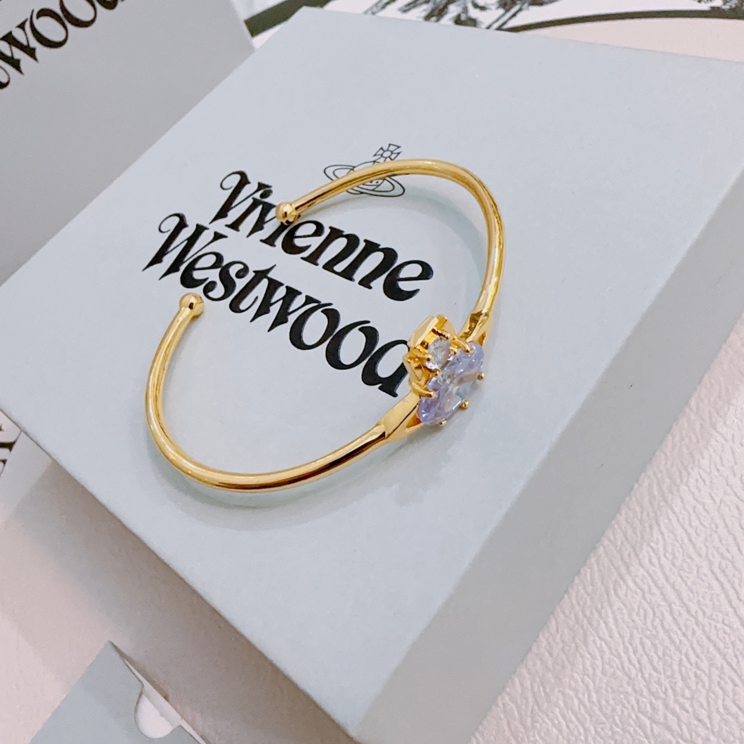 Vivienne Westwood Big Saturn Bracelet: British Punk Fashion Icon, High Quality Design - 图片 6