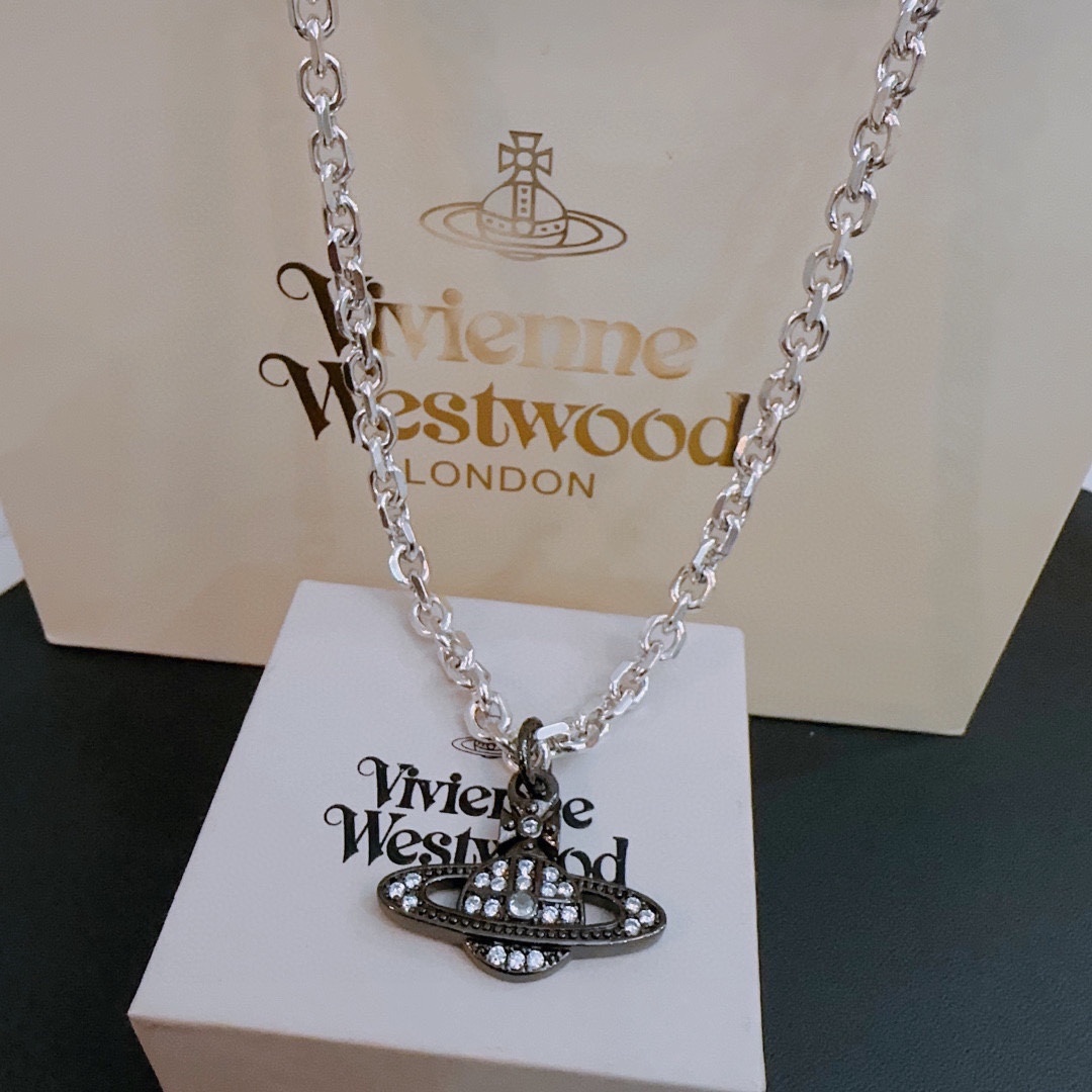 高品质经典大土星项链男女同款项链viviennewestwood西太后土星项链!英国时装设计师时装的朋克