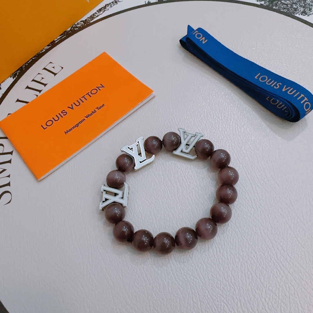 Louis Vuitton luxury bracelet 3