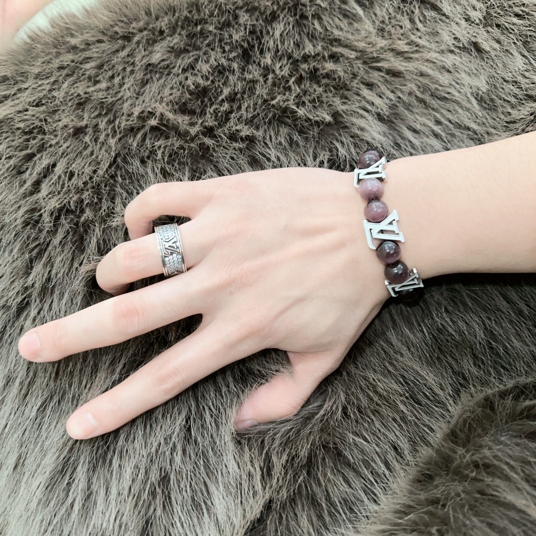 Louis Vuitton luxury bracelet 7