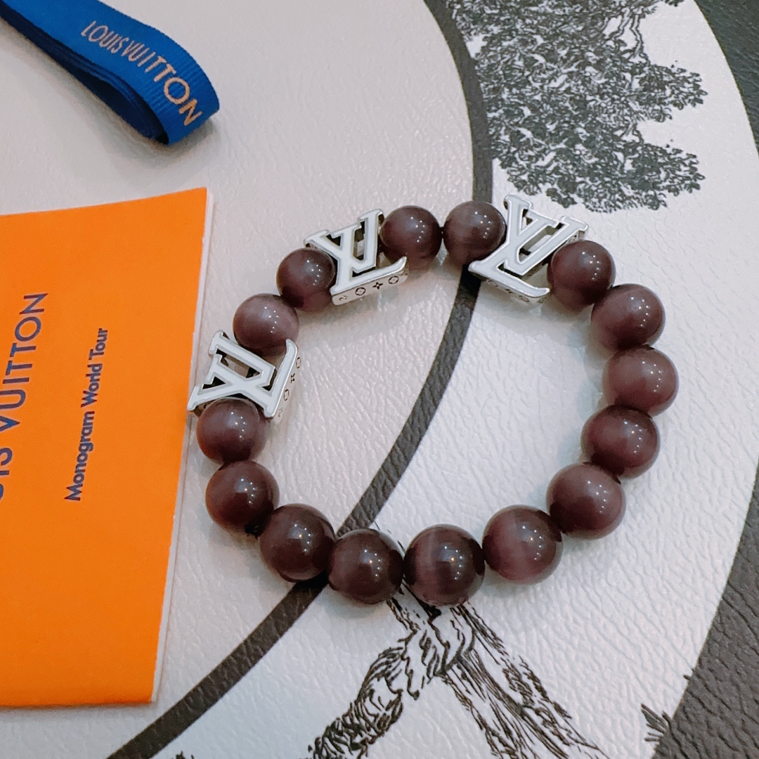 Louis Vuitton luxury bracelet 4