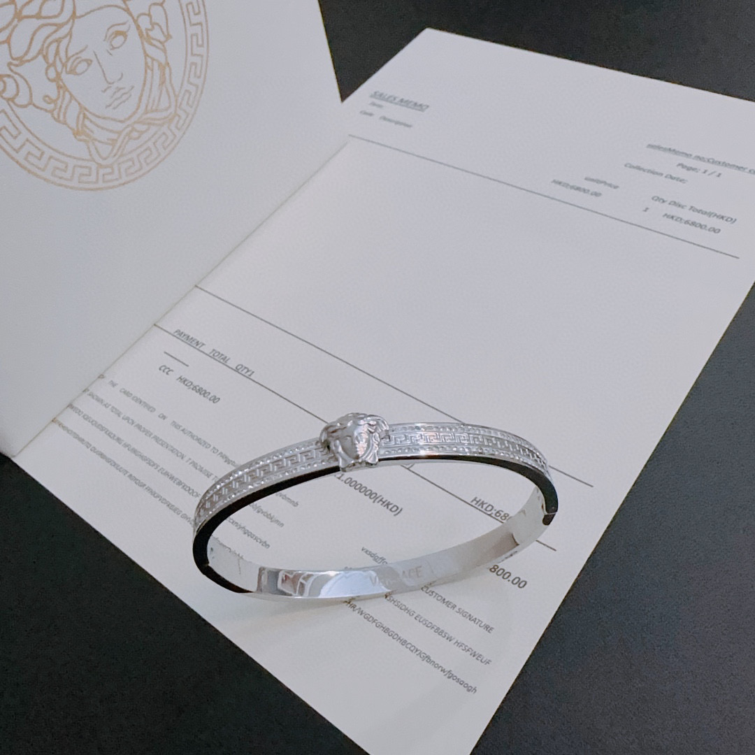 Luxury bracelet diamond