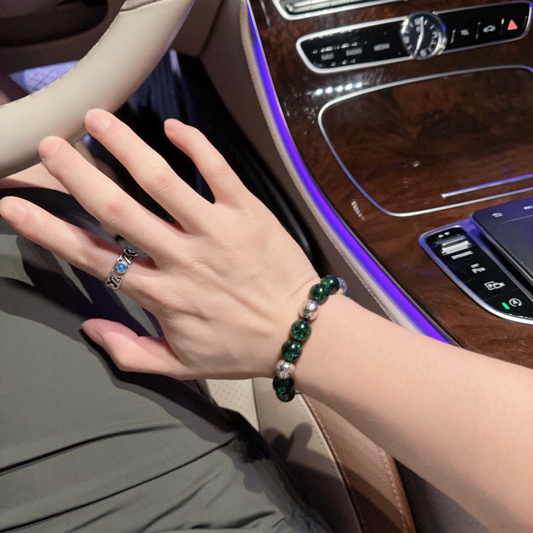 Luxury luxury bracelet 4