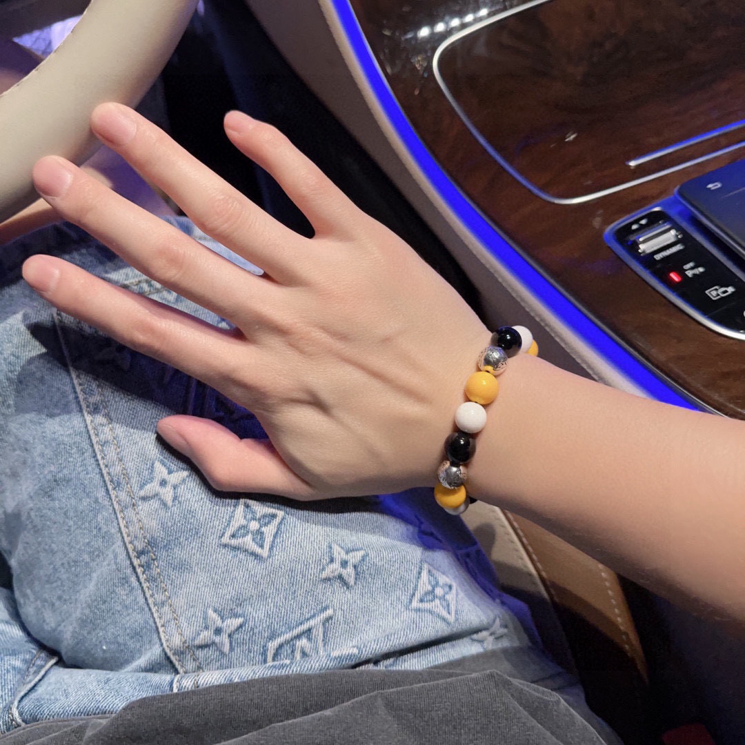 Fashionable Unisex Bracelets with Unique Design Elements for Modern Style Seekers - 图片 7