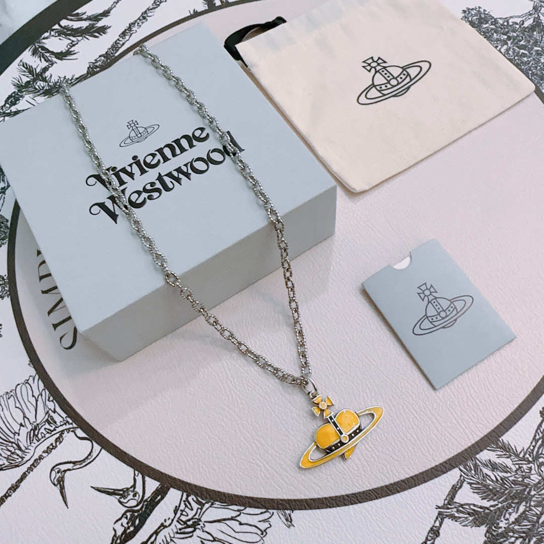 Vivienne Westwood 𝐕𝐢𝐯𝐢𝐞𝐧𝐧𝐞 𝐖𝐞𝐬𝐭𝐰𝐨𝐨𝐝 45cm