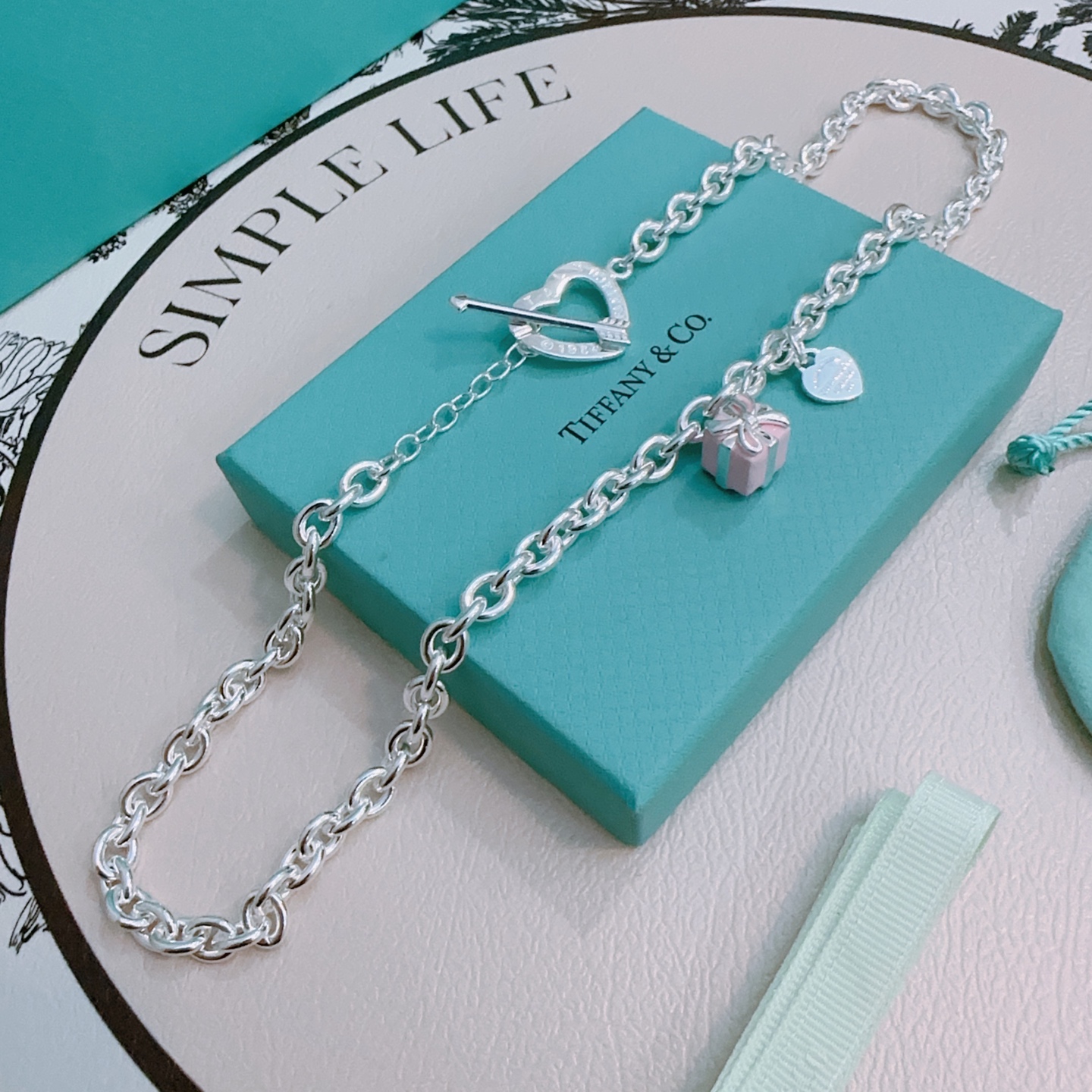 Tiffany Collier classique croisé bicolore, placage or épais, élégant et doux, luxueux et raffiné - qualité supérieure