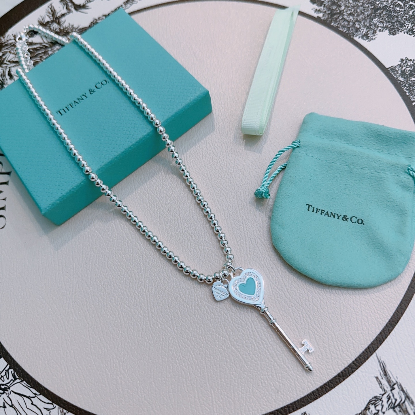 Tiffany Collier classique croisé bicolore, placage or épais, élégant et doux, luxueux et raffiné - qualité supérieure