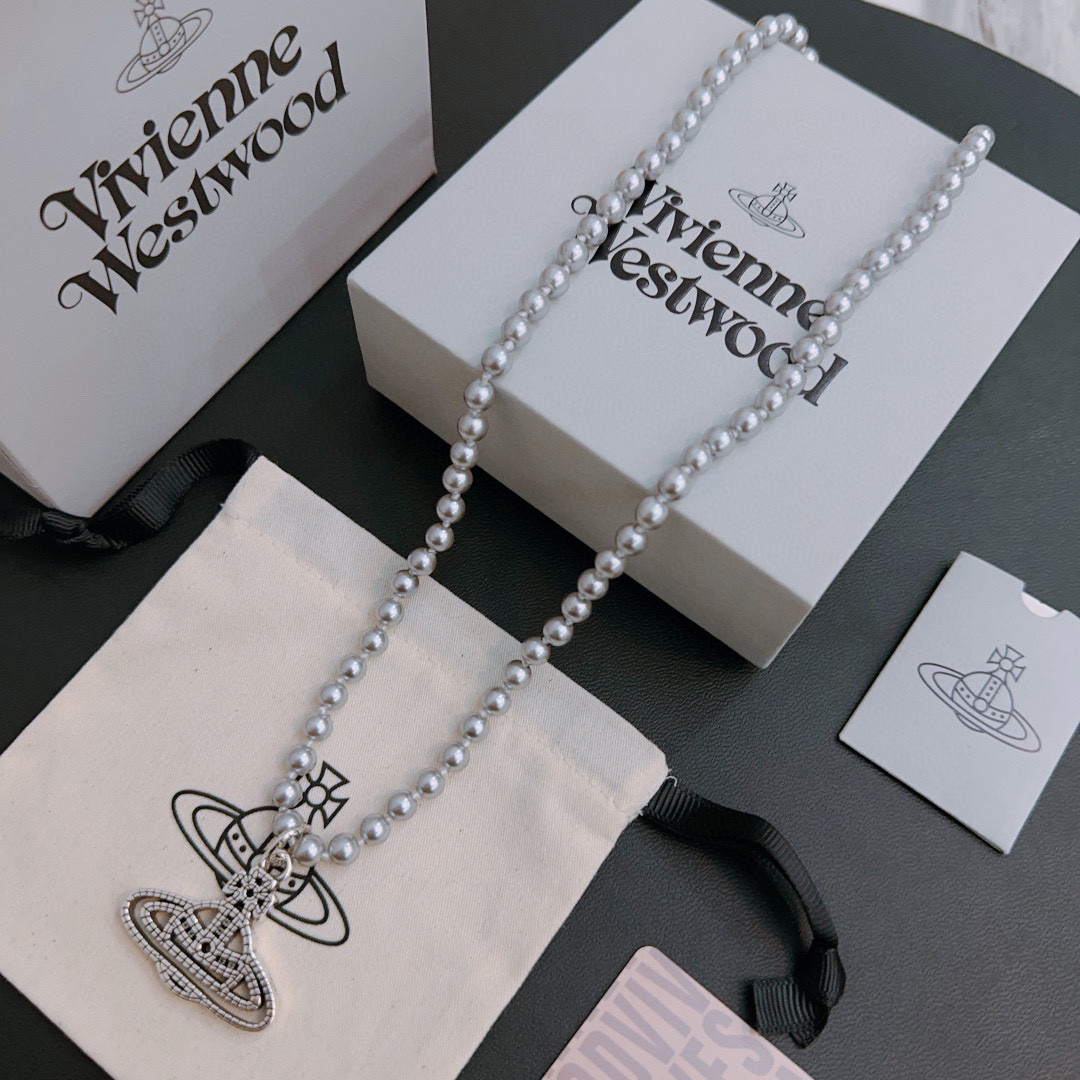 Vivienne Westwood Classic Orb Parelketting - Tijdloze Stijl voor Dames en Heren