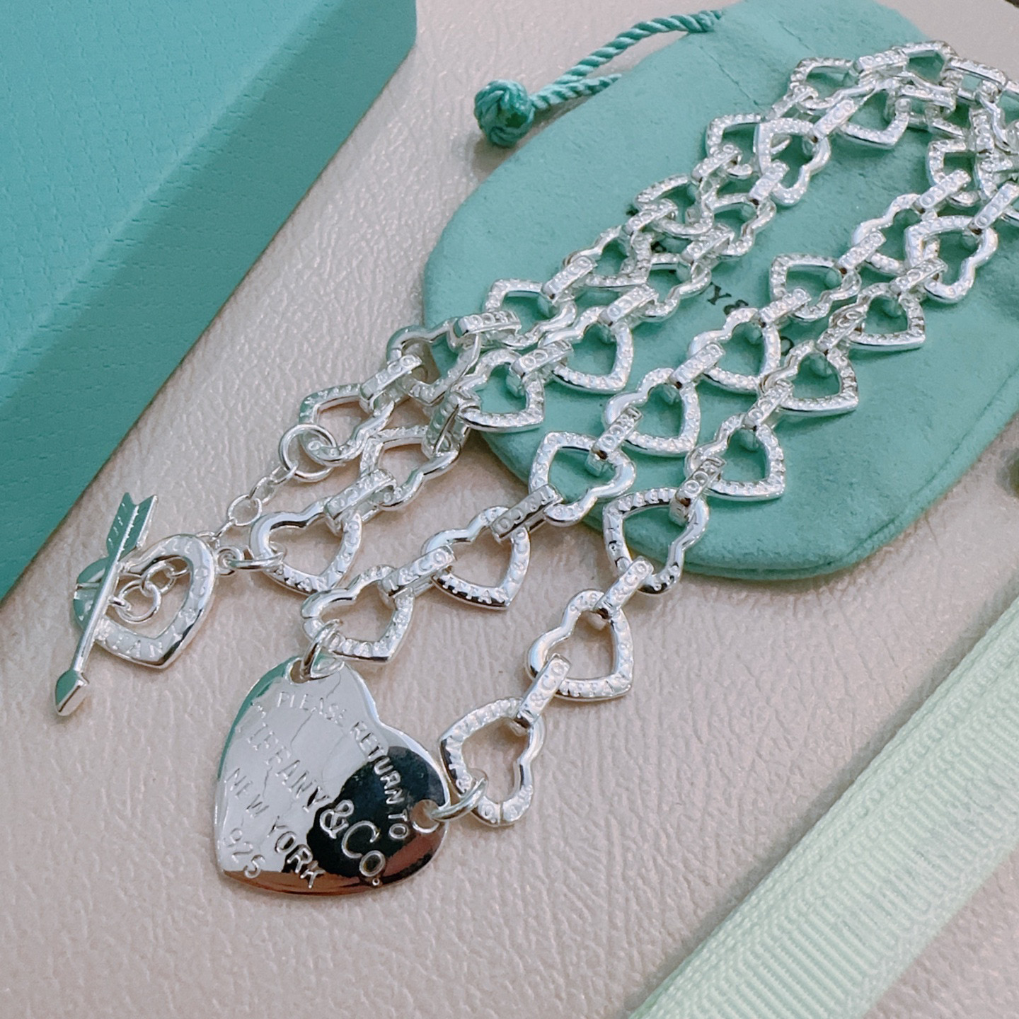 NO:108287,Tiffany Necklace TIFFNY&CO. The counter Seiko Silver version has the same style, retro and old style, original reproduction, purely handmade, authentic model opening, fashion essentials, both men and women can wear, couple style, rock punk silver style, trendy and versatile, the same style on the official website (55cm), jewelry quality, tiffany, necklace19860909蒂芙尼项链TIFFNY&CO. 专柜精工银版本明星同款 复古做旧风 原版复刻 纯手工打造 ～正品开模潮流时尚必备 男女均可佩戴 情侣款同款 摇滚朋克银风格 潮流百搭 官网同款（55cm）,饰品精品,tiffany,necklace,Jewelry