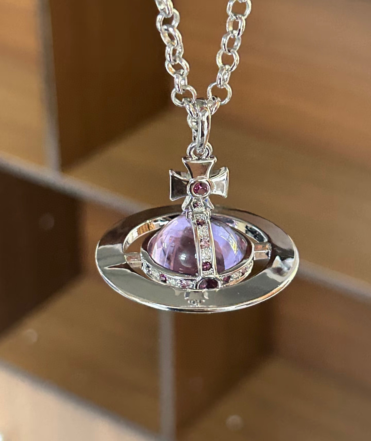 Vivienne Westwood 𝐕𝐢𝐯𝐢𝐞𝐧𝐧𝐞 𝐖𝐞𝐬𝐭𝐰𝐨𝐨𝐝