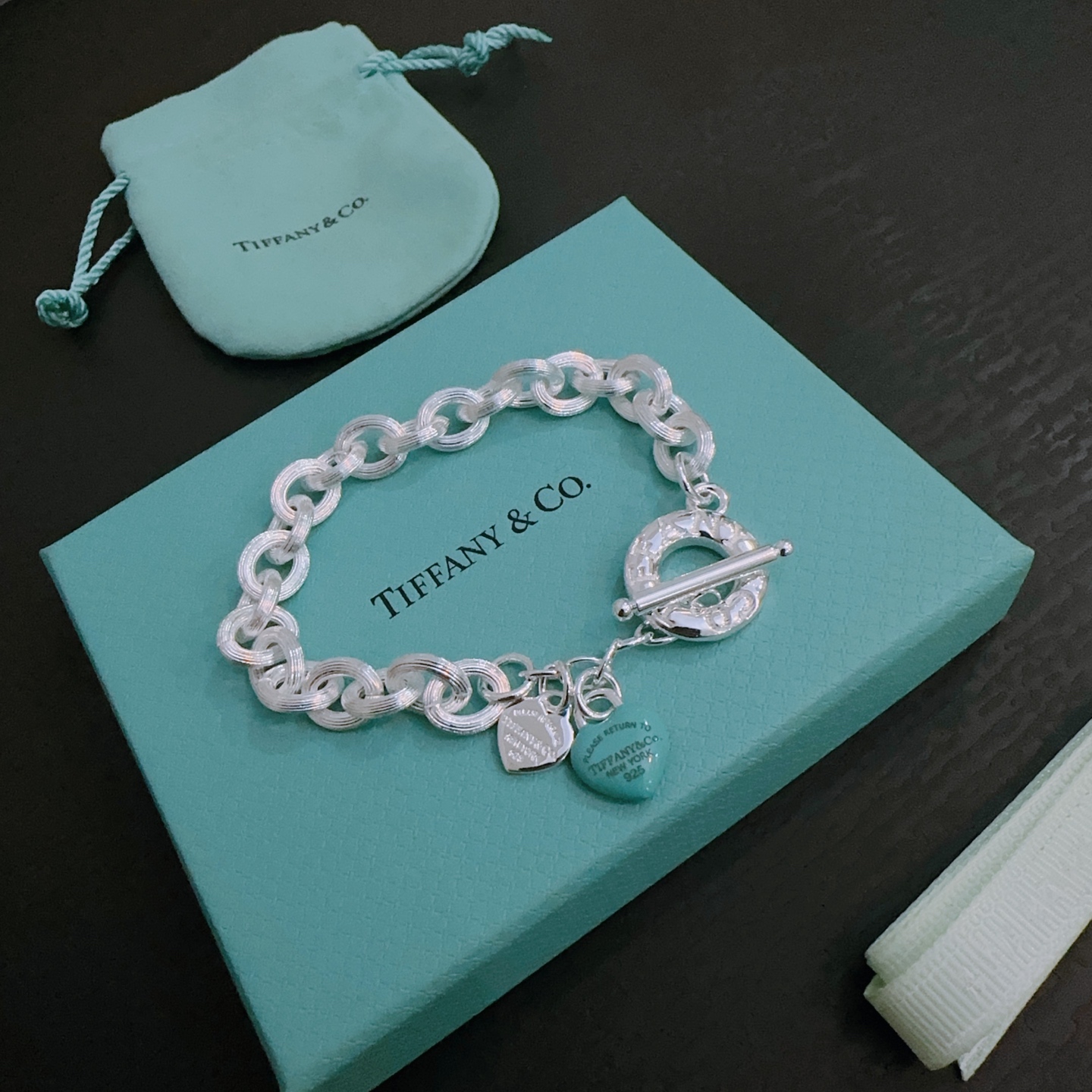 NO:109818,Genuine new Tiffany bracelet TIFFNY&CO. The counter Seiko silver version has the same style as the stars, retro and old style, original reproduction, purely handmade, authentic model opening trendy and fashion essentials, both men and women can wear it, couple style, rock punk silver style, trendy and versatile, the same style on the official website, jewelry quality, tiffany, bracelet19860909正品新款蒂芙尼手链 TIFFNY&CO. 专柜精工银版本明星同款 复古做旧风 原版复刻 纯手工打造 ～正品开模潮流时尚必备 男女均可佩戴 情侣款同款 摇滚朋克银风格 潮流百搭 官网同款,饰品精品,tiffany,bracelet,Jewelry