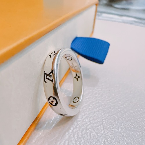 Louis Vuitton Silver Ring, Retro Trend, Fashionable, Unisex, Multiple Sizes 1 Louis Vuitton Silver Ring, Retro Trend, Fashionable, Unisex, Multiple Sizes