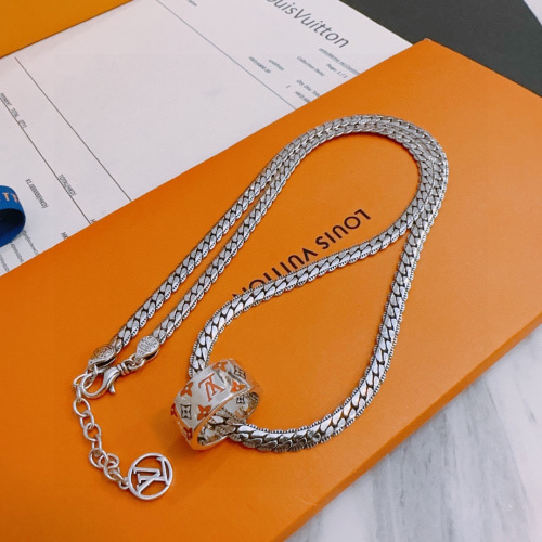 Louis Vuitton Silver Chain Necklace with LV Logo Pendant, 60cm 1 Louis Vuitton Silver Chain Necklace with LV Logo Pendant, 60cm