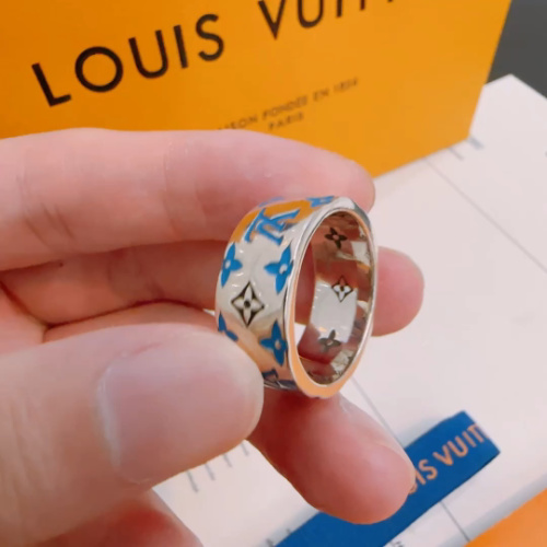 Louis Vuitton Trendy Retro Ring for Men and Women, Couple Style 1 Louis Vuitton Trendy Retro Ring for Men and Women, Couple Style