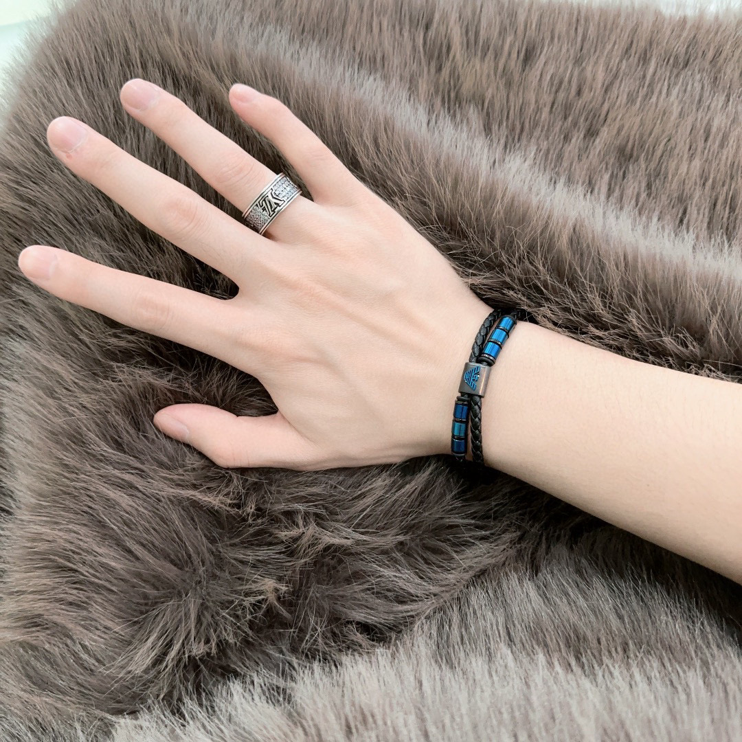 ¥380 High-quality Amani-Skin Handel-Land-Li’s-Little-Land Details on Sale at Armani - 图片 4
