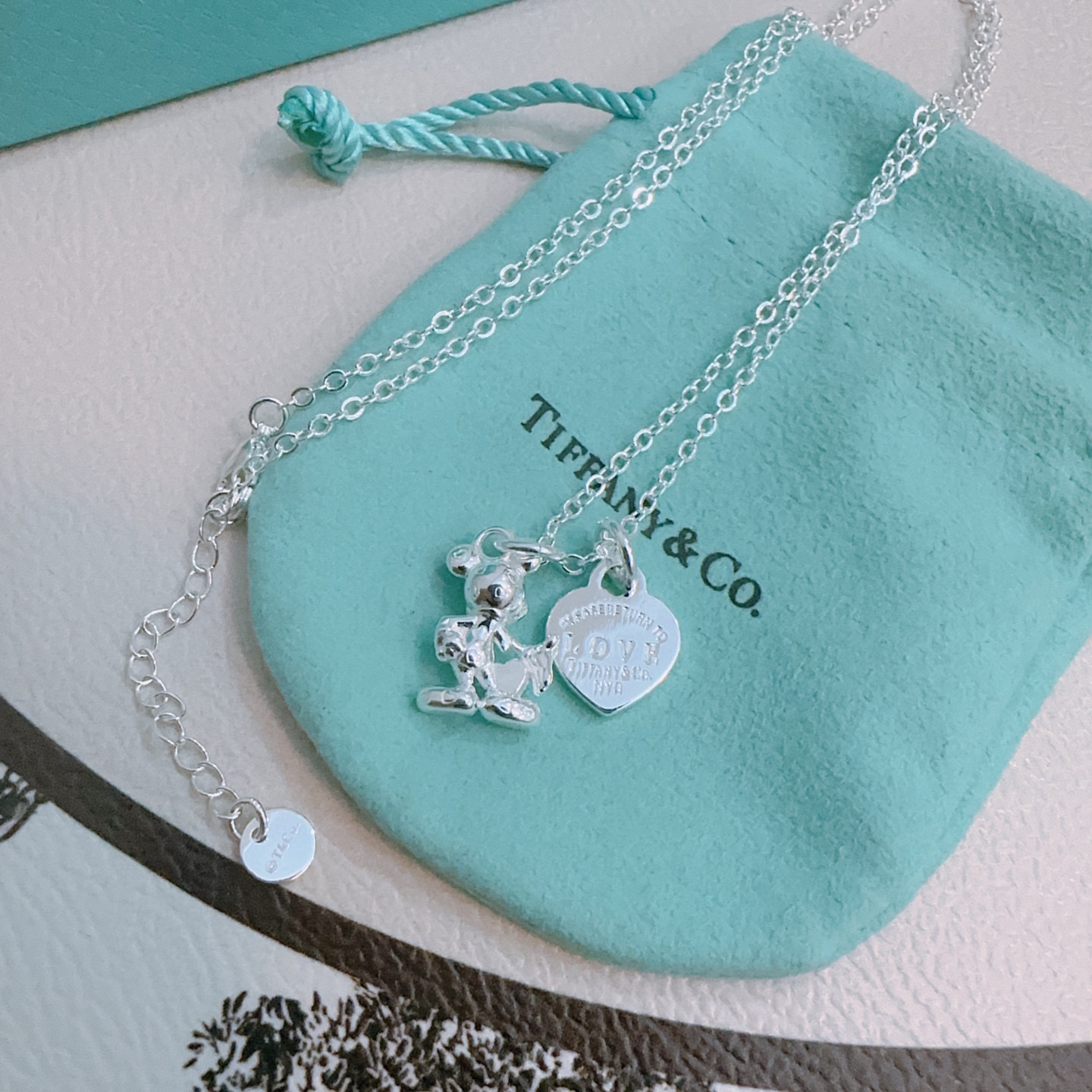   蒂芙尼🩵 TIFFNY&CO. 专柜精工银版本手链   明星同款 复古做旧风 原版复刻 纯手工打造 