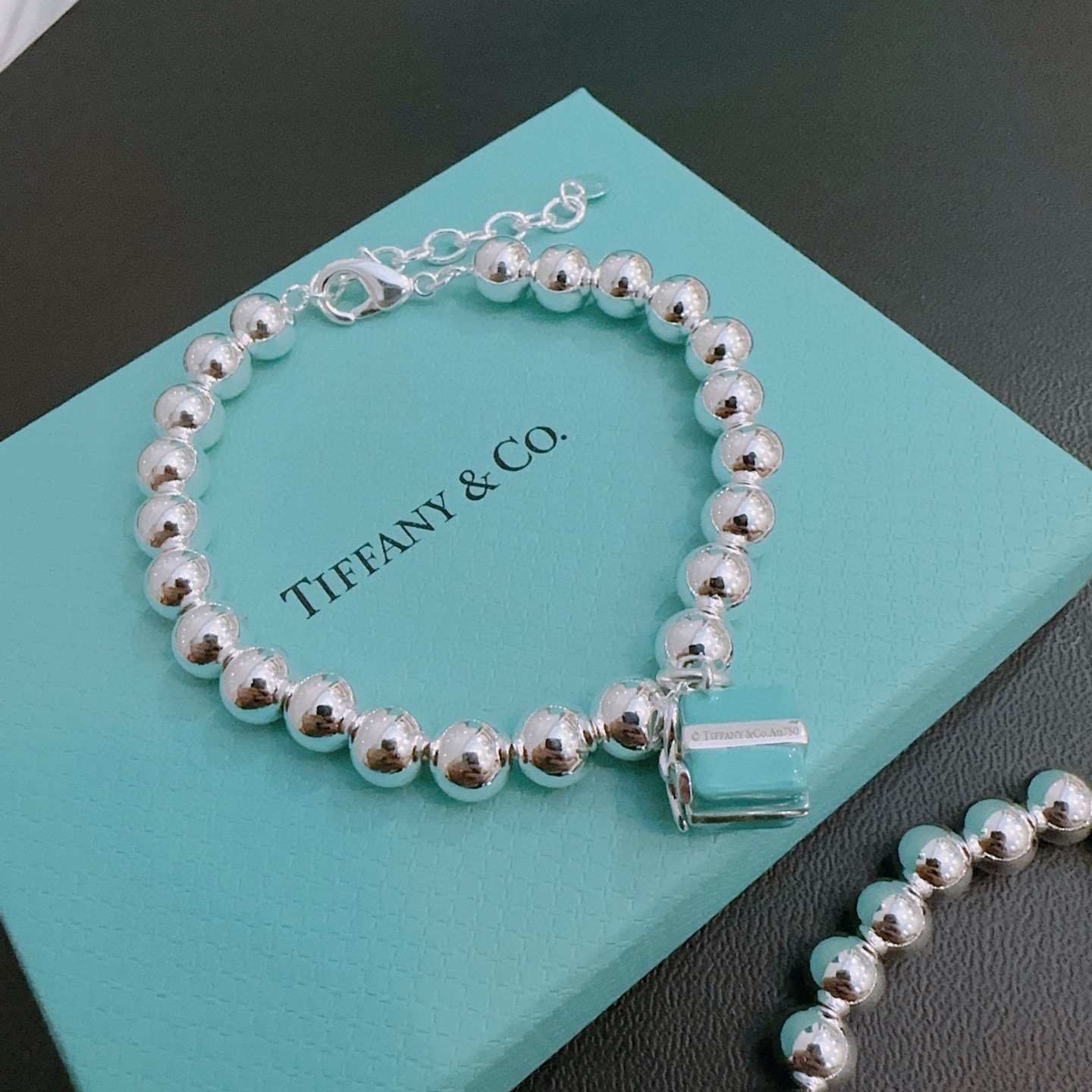   蒂芙尼🩵 TIFFNY&CO. 专柜精工银版本手链   明星同款 复古做旧风 原版复刻 纯手工打造 