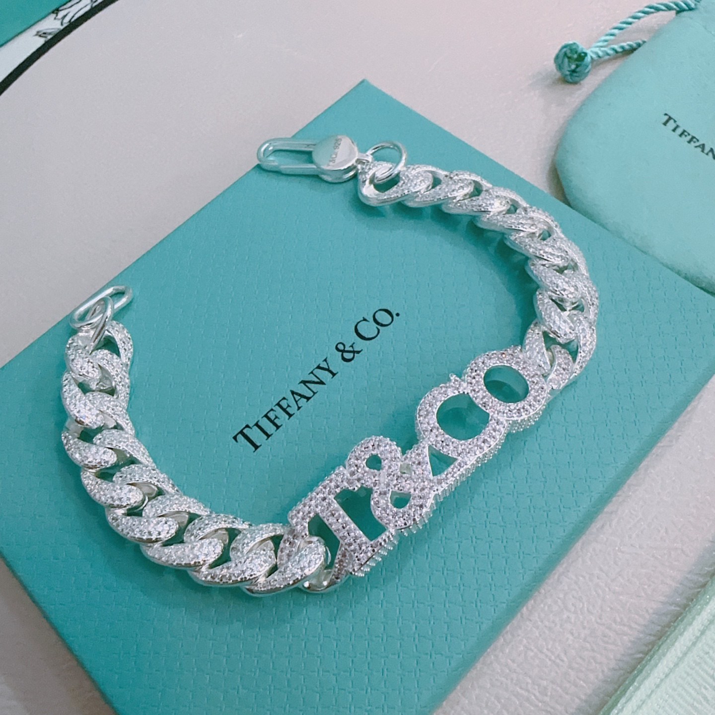   蒂芙尼满钻手链🩵 TIFFNY&CO. 专柜精工银版本手链   明星同款 复古做旧风 原版复刻 纯手