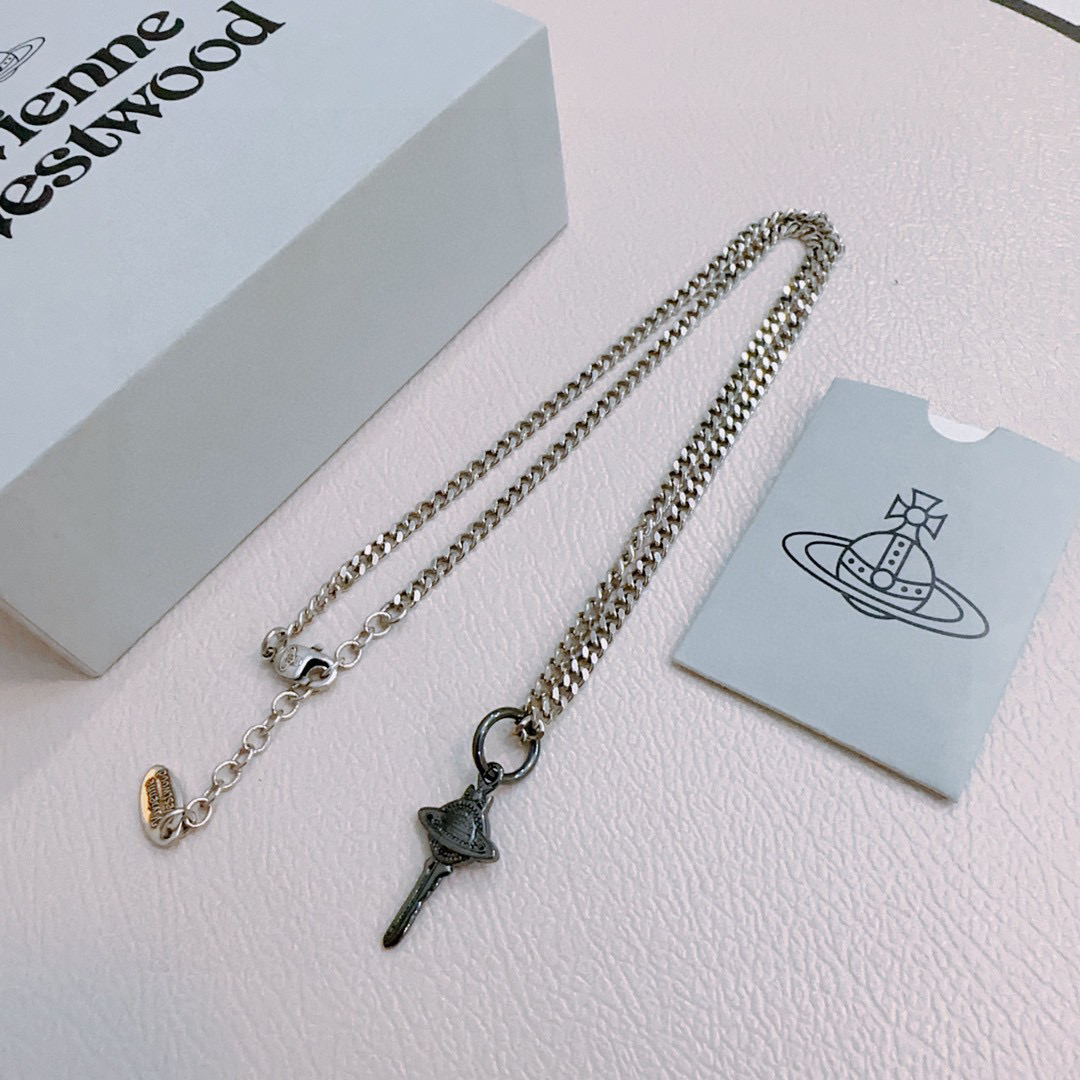      𝐕𝐢𝐯𝐢𝐞𝐧𝐧𝐞 𝐖𝐞𝐬𝐭𝐰𝐨𝐨𝐝🪐✨（45cm）
高品质经典大土星项链男女同款
项链vivi