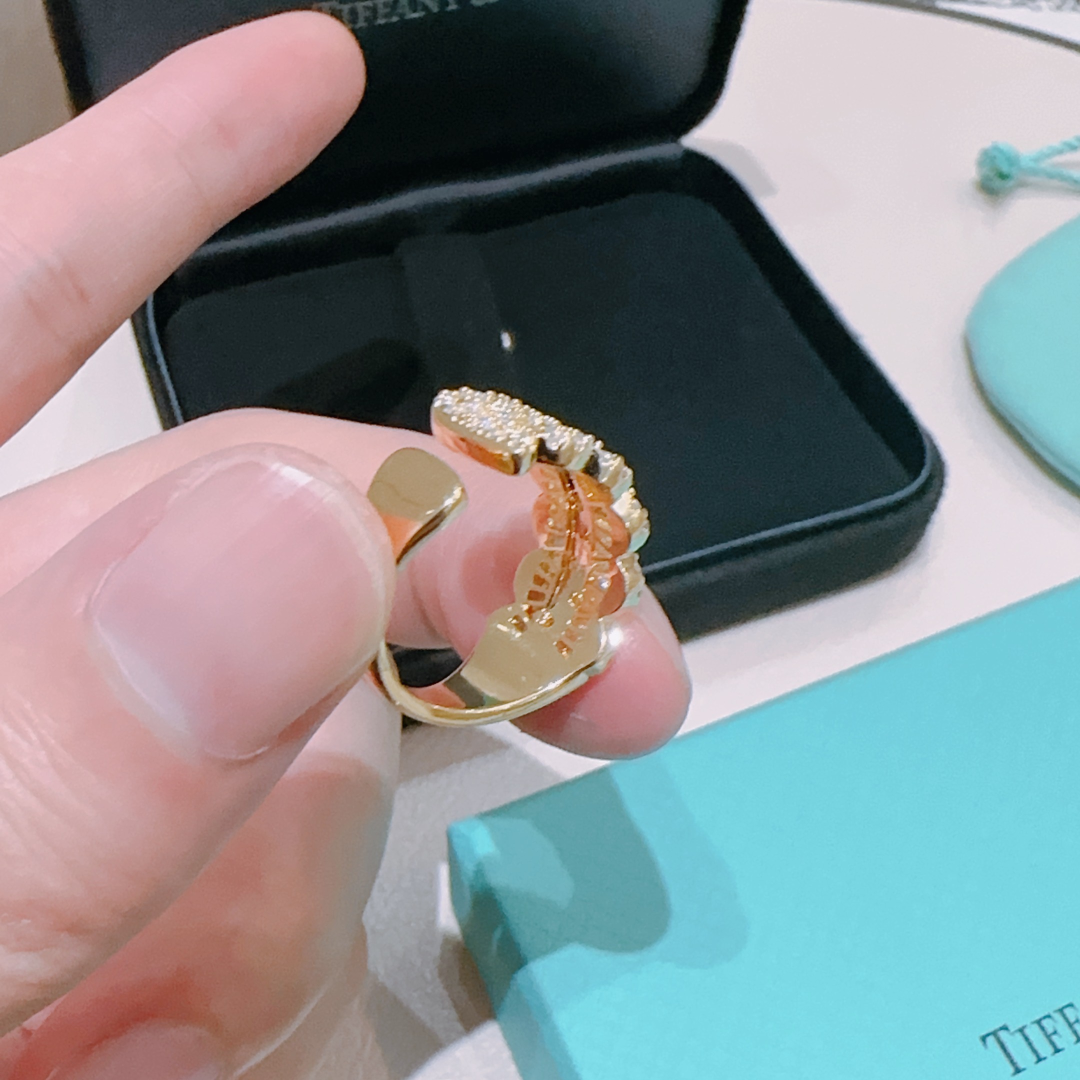  💘Tiffany 蒂芙尼戒指 ✨简约大气百搭 潮流单品 全新升级版 开口戒指（可调节）💓V金镀铂金层 