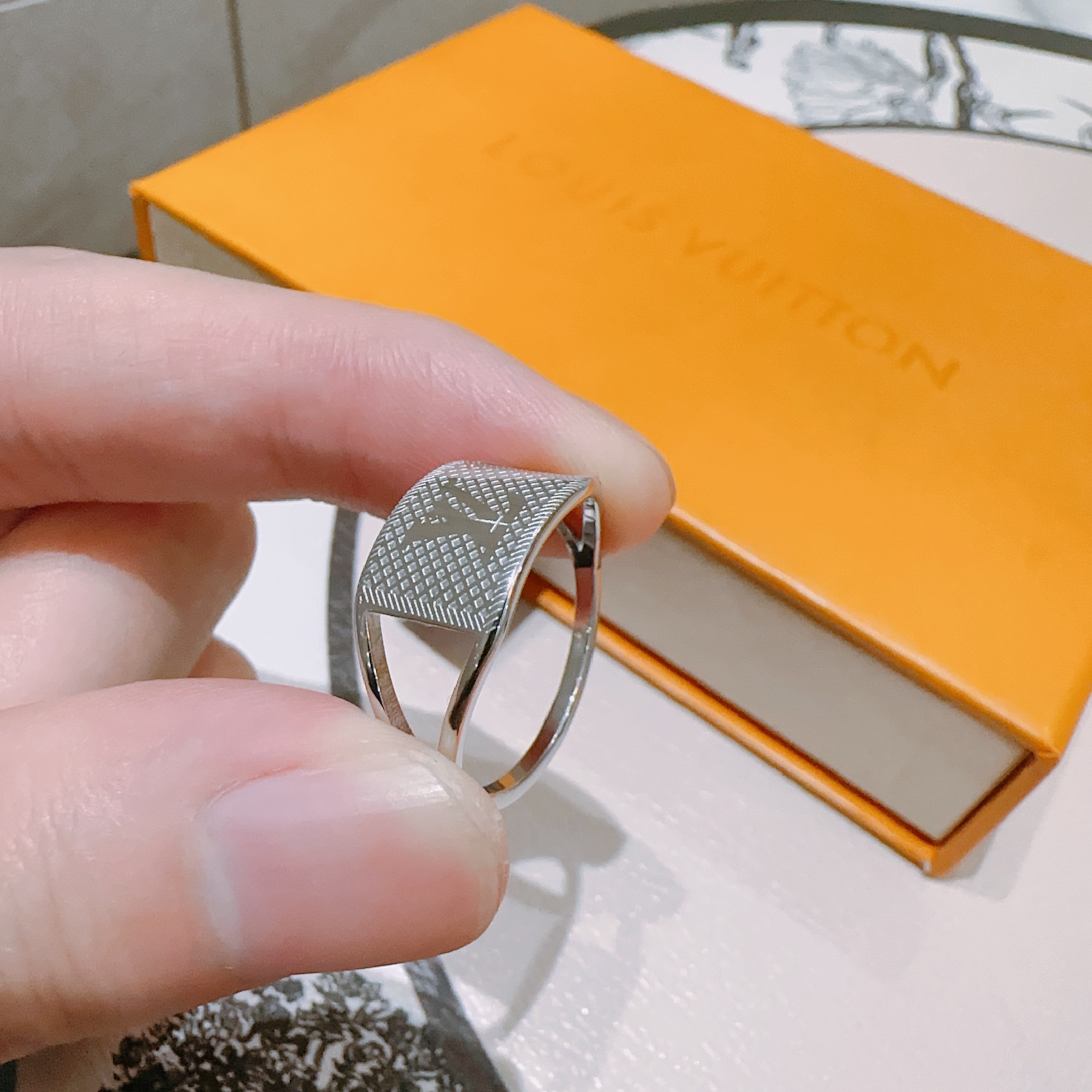        🔥新款 原单货 LV 戒指 🔹🔹Louis Vuitton 路易威登 🔹专柜一致材质 火爆