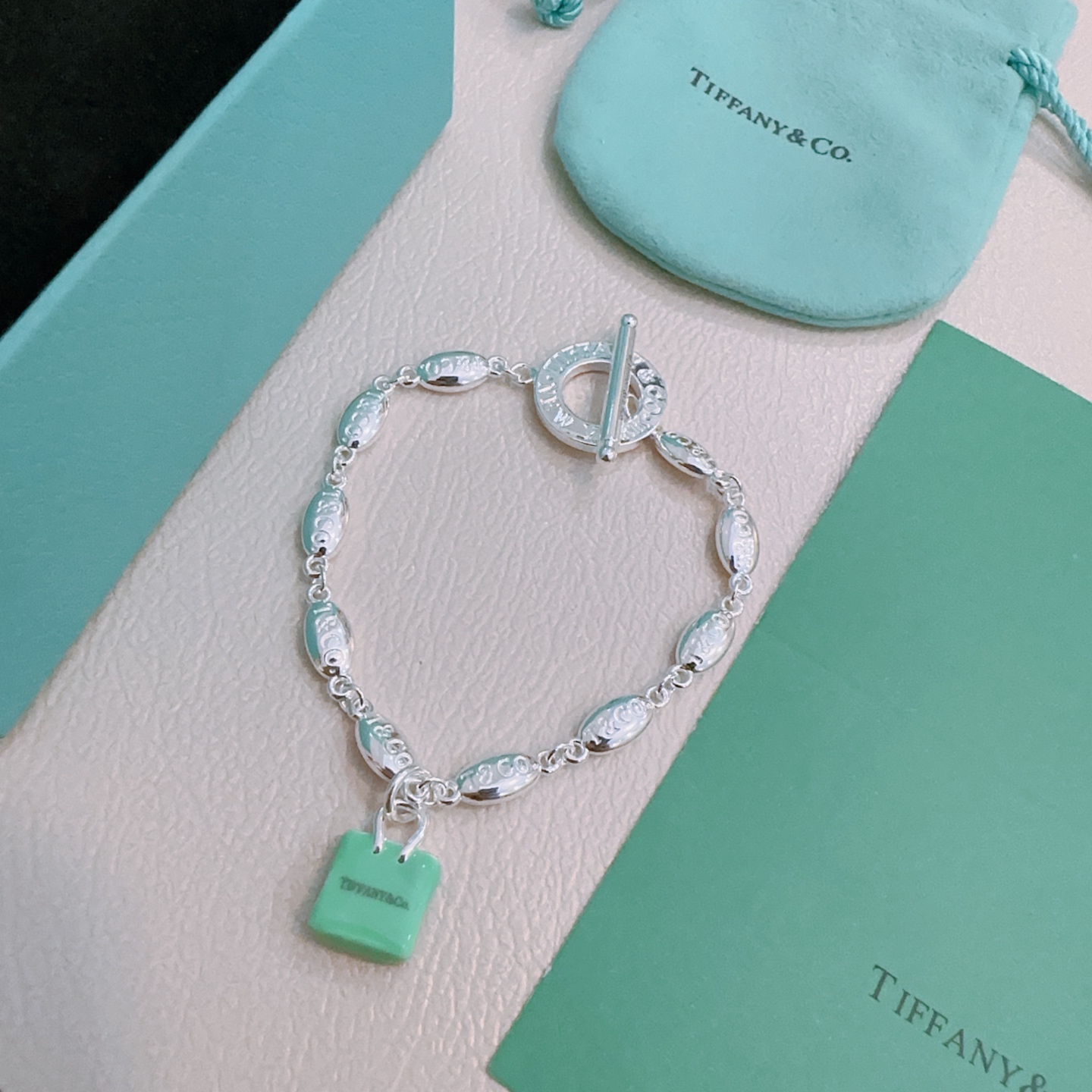   蒂芙尼手链🩵 TIFFNY&CO. 专柜精工银版本手链   明星同款 复古做旧风 原版复刻 纯手工打