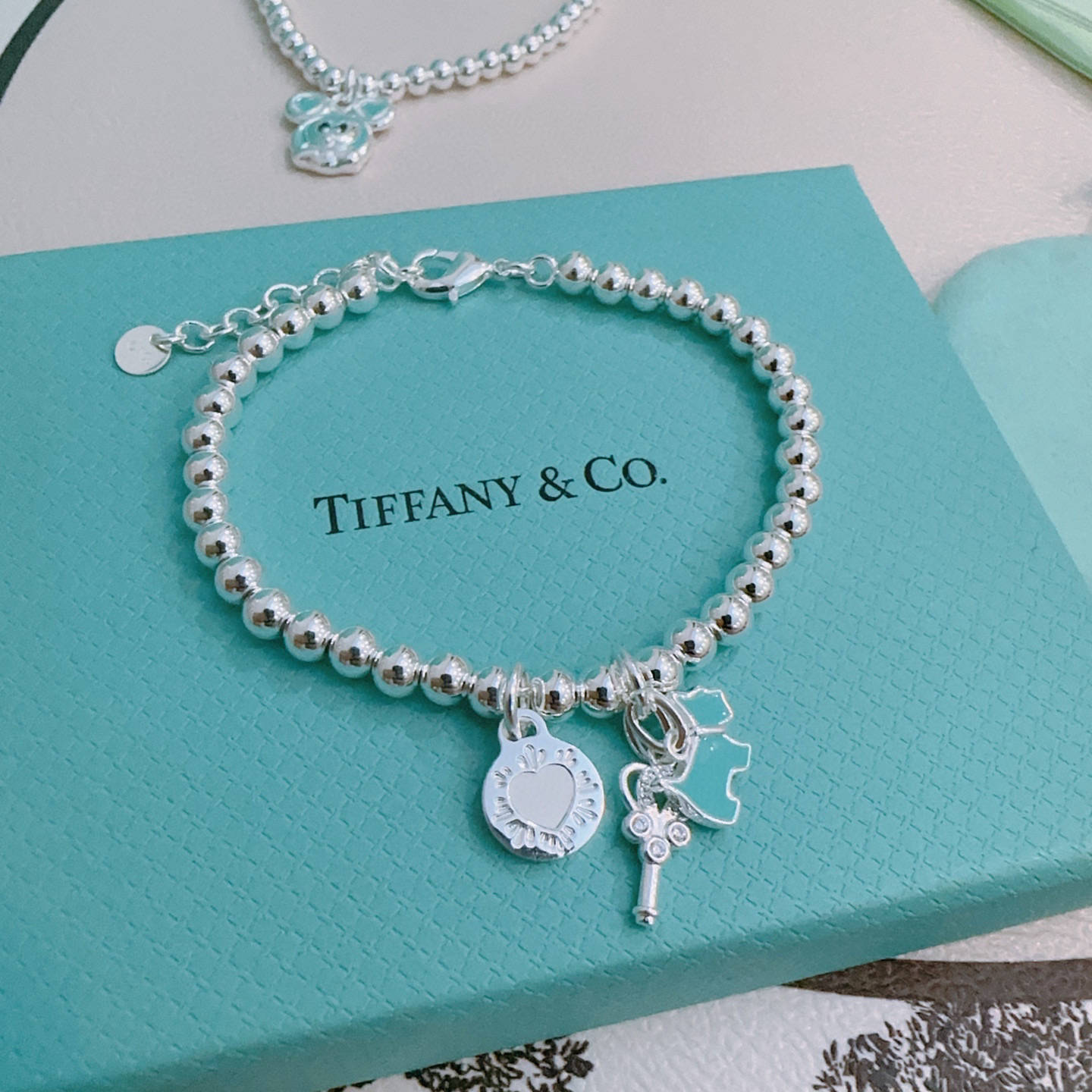   蒂芙尼🩵 TIFFNY&CO. 专柜精工银版本手链   明星同款 复古做旧风 原版复刻 纯手工打造 