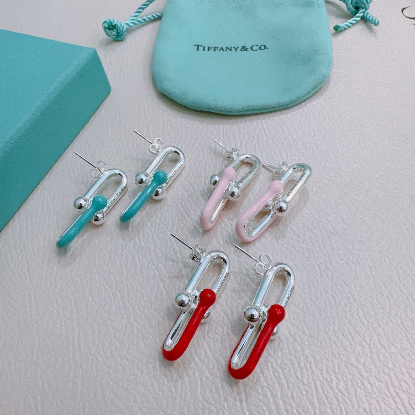  独家订制 ✨Tiff 蒂芙尼耳环纪念款 耳钉💘采用高碳钻 💎 顶级银材质法郎设计 ‼️绝对精工细造  