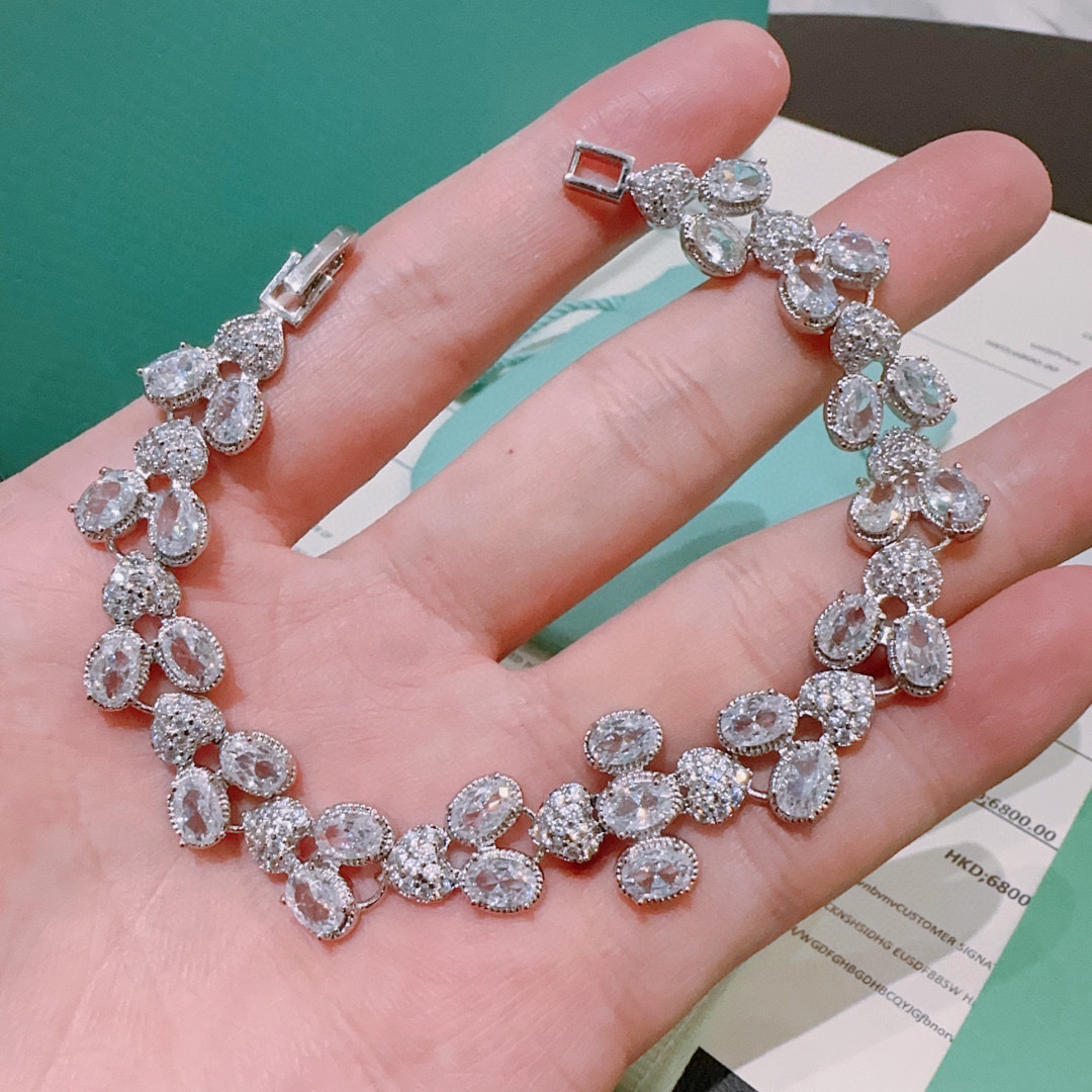  独家订制 ✨Tiff 蒂芙尼手链纪念款  花絮 马眼 手链 💘采用高碳钻 💎 顶级亚金材质镶嵌 铂金镶