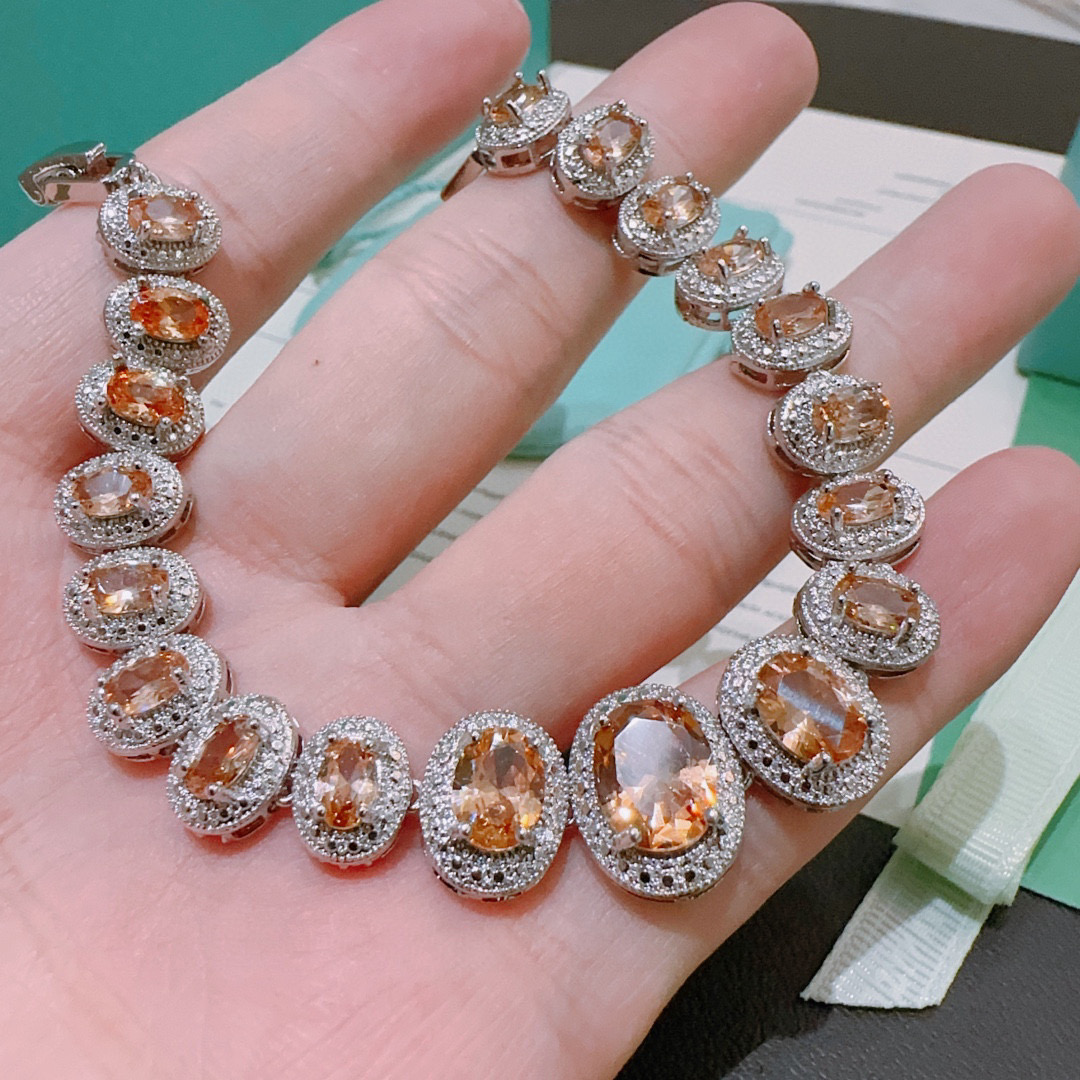  独家订制 ✨Tiff 蒂芙尼手链纪念款  花絮 马眼 手链 💘采用高碳钻 💎 顶级亚金材质镶嵌 铂金镶