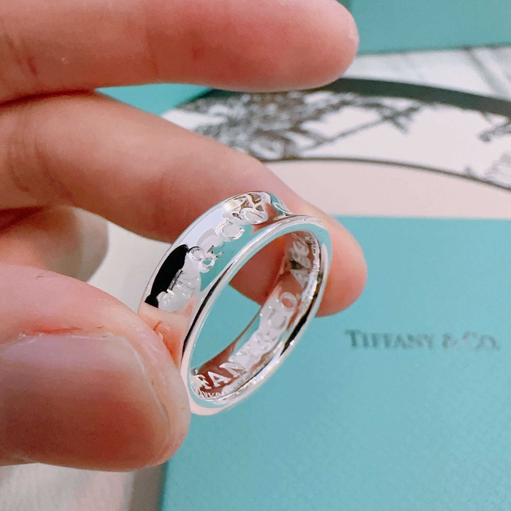  💘Tiffany 蒂芙尼戒指 ✨简约大气百搭 潮流单品 全新升级版 戒指码数（）💓V金镀铂金层   非