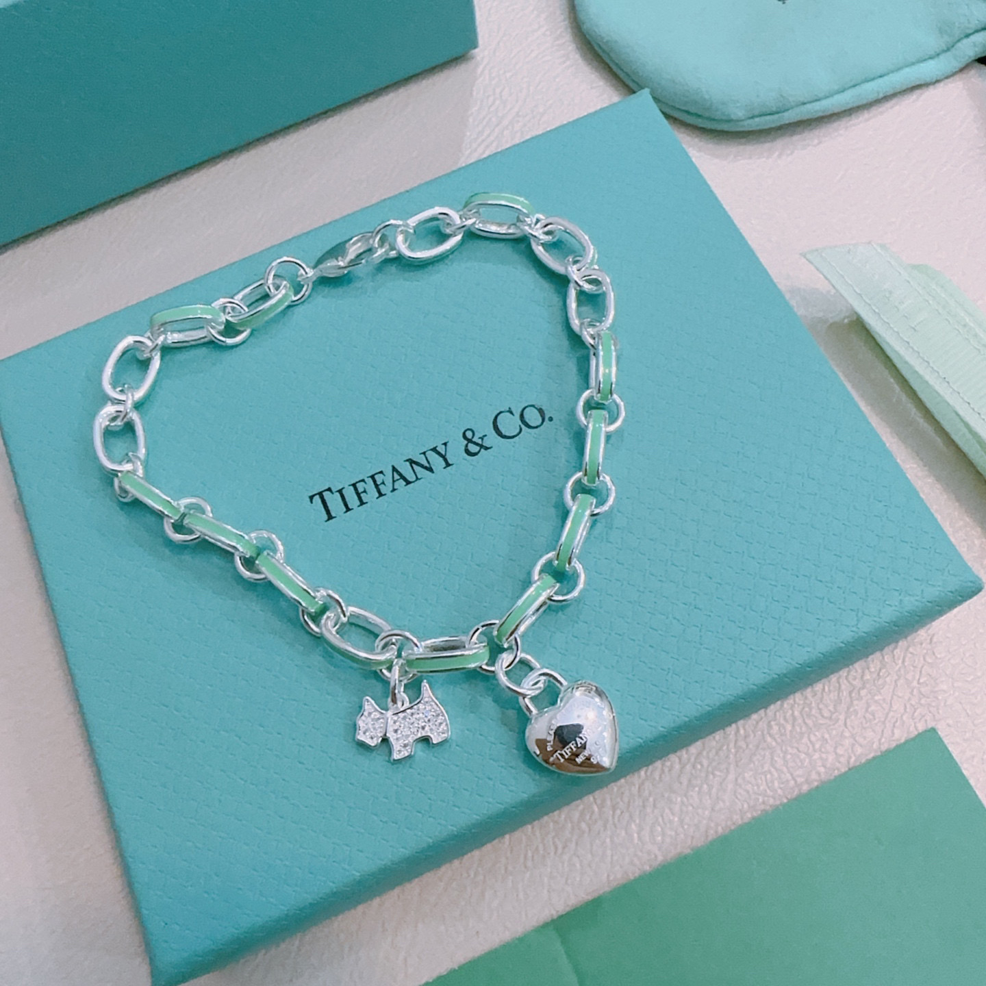   蒂芙尼手链🩵 TIFFNY&CO. 专柜精工银版本   明星同款 复古做旧风 原版复刻 纯手工打造 