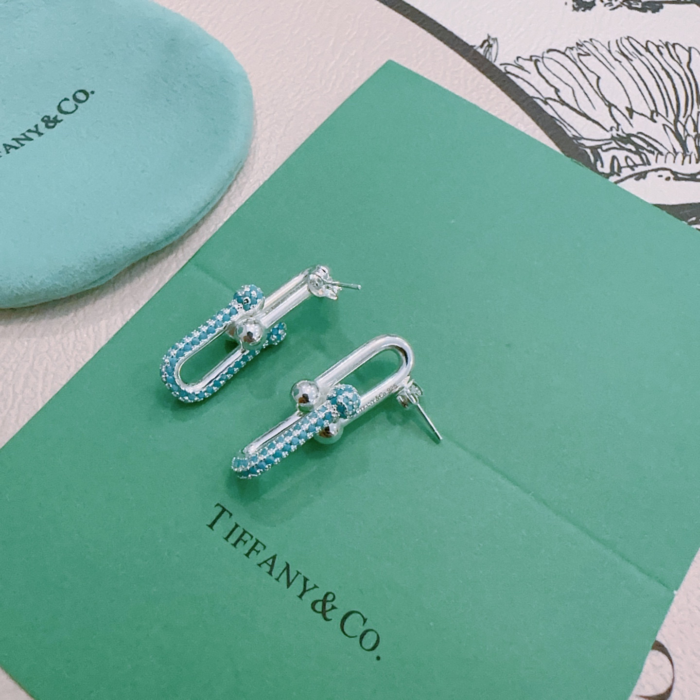  独家订制 ✨Tiff 蒂芙尼耳环纪念款 耳钉💘采用高碳钻 💎 顶级银材质法郎设计 ‼️绝对精工细造  